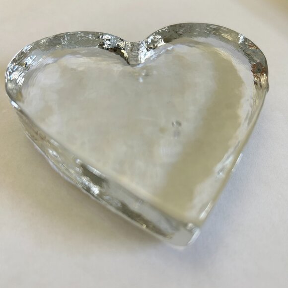Vintage Paperweight Clear Heart Shaped Art Glass /crystal Flat Back Heavy - Picture 10 of 11